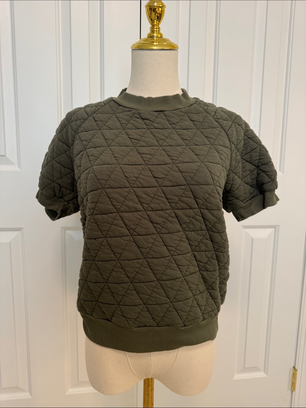 Stateside Olive Quilted Short-Sleeve Sweatshirt